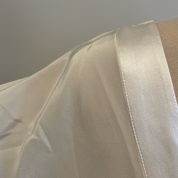 Rory Beca White 100% Silk V-Neck Blouse Size L - Picture 8 of 8